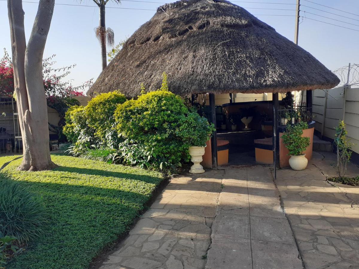 Beautiful 2-Bedroomed Guest Cottage In Harare Exterior photo